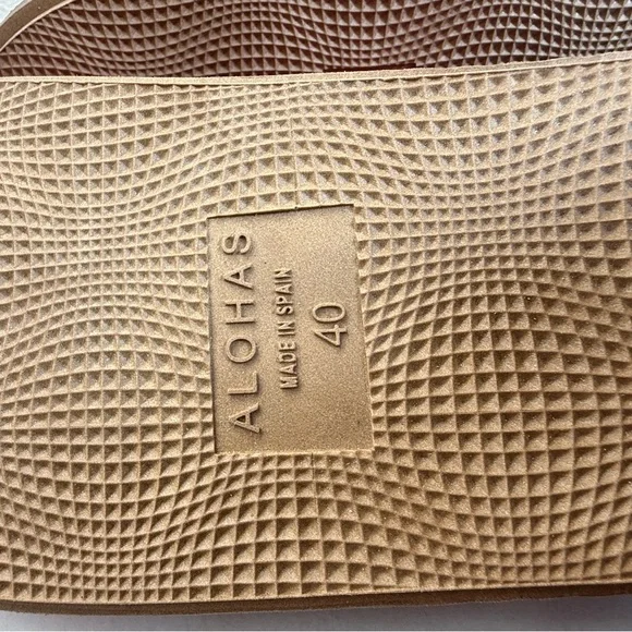 NWOT ALOHAS Marshmallow Scacchi Sandals Sz 40 Red Pink Platform Leather-SOLD - Picture 2 of 9